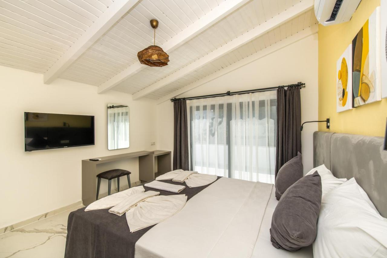 Leonis Hotel Kaş Esterno foto